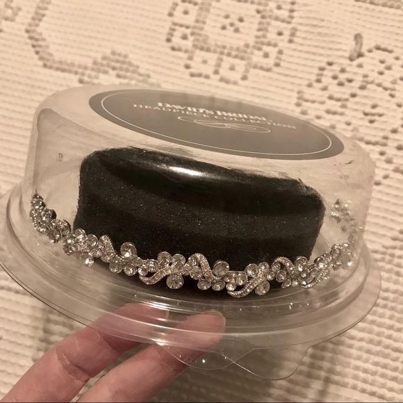 Silver crystal lace wedding tiara headband main image 5